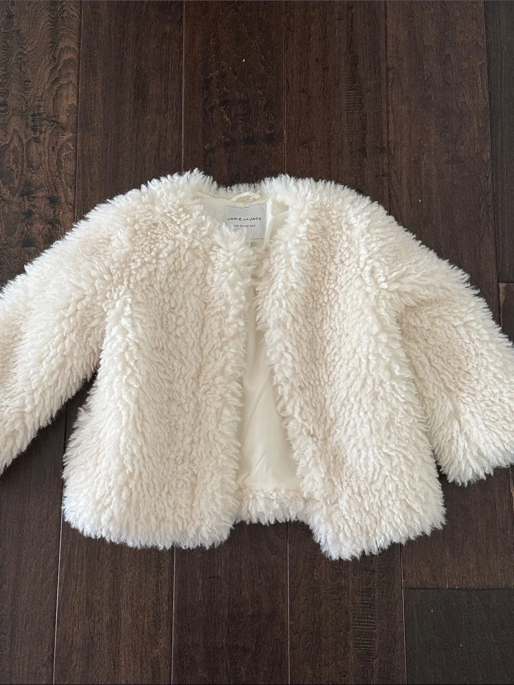 Janie and Jack Cream Faux Fur Shearling Kids Coat! Worn one time! Size 5-6